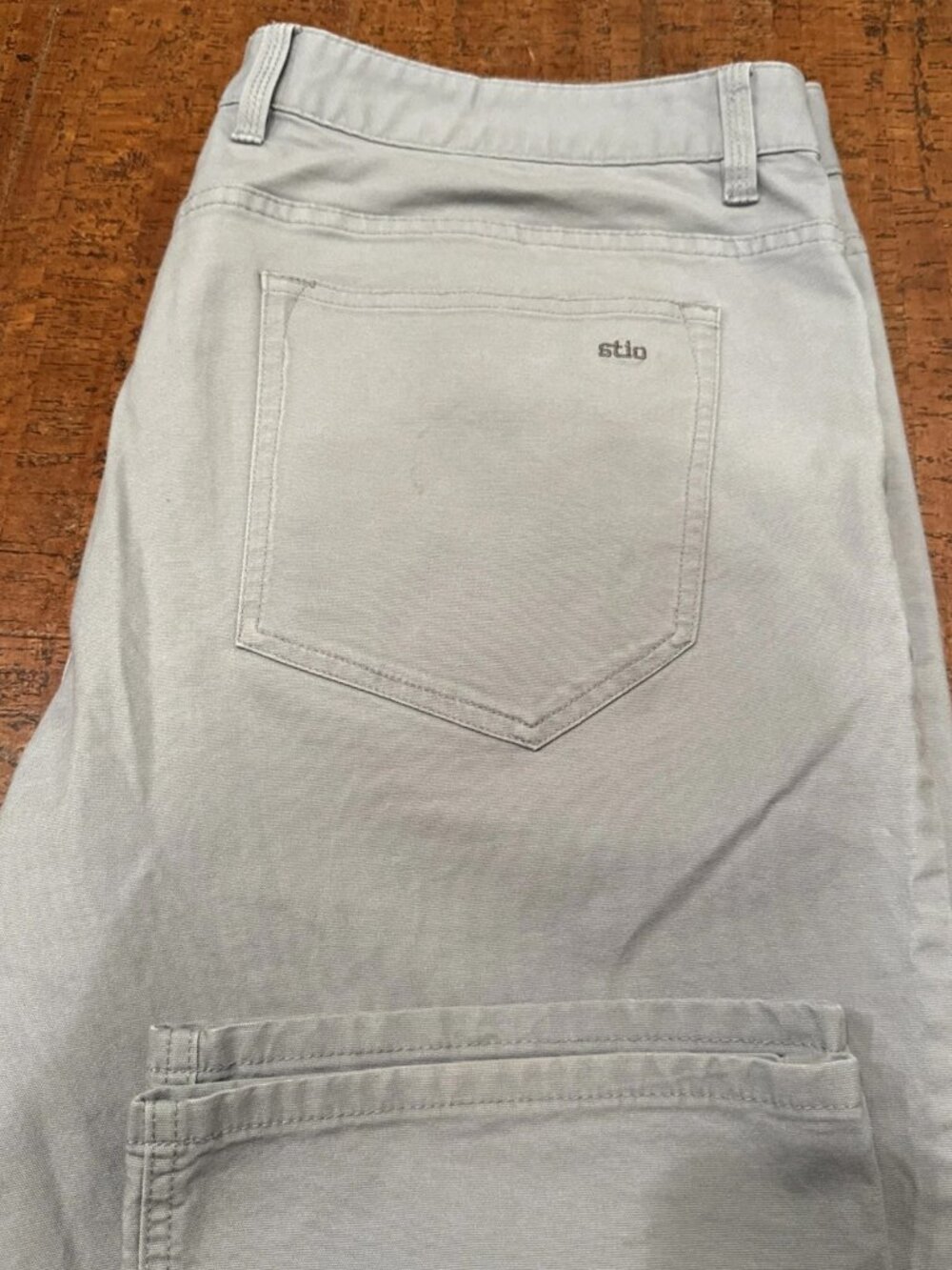 Stio Men’s 40X32 Gray Straight Leg Pants Organic Cotton